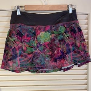 Lululemon pace rival skirt size 4